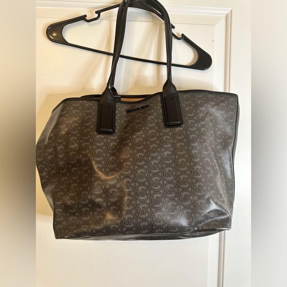 Michael Kors Signature Bag - Large